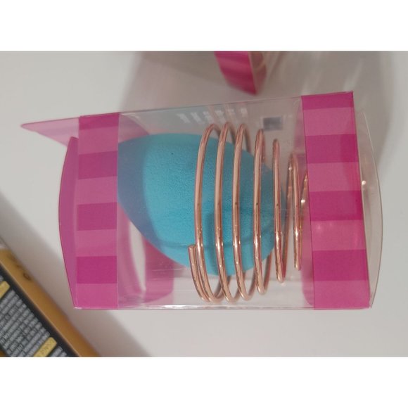 Makeup sponge - Picture 3 of 4